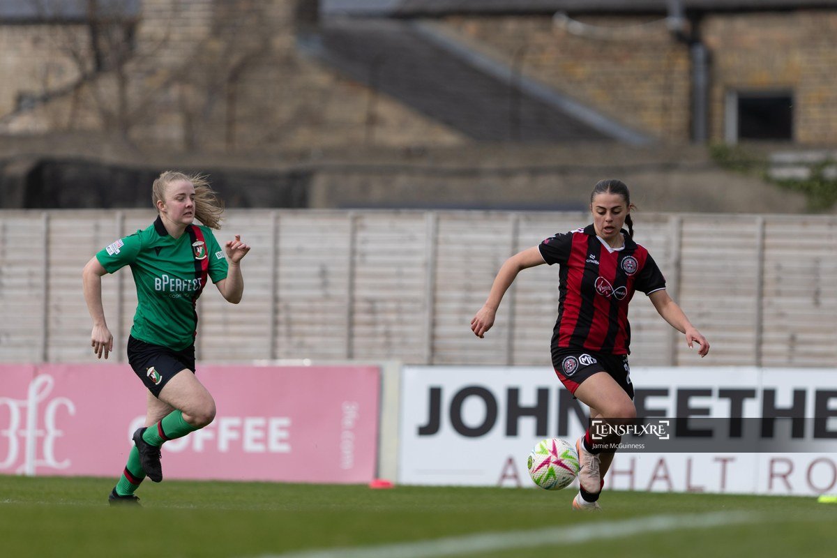 Hannah O'Brien of Bohemians in action during the All-Island Cup Group match between Bohemians and Glentoran at Dalymound Park, Dublin.